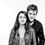 Mélissa Désormeaux-Poulin et Maxim Gaudette, photo noir et blanc pour le Voir sur Incendies